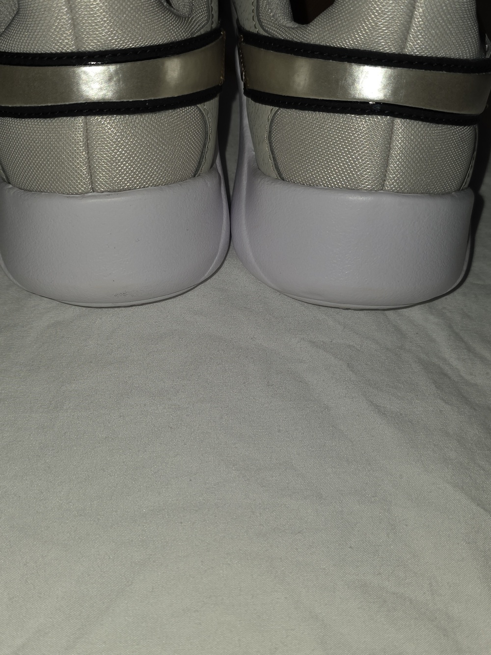 Nike Womens Training Shoes Size 8.5 - Picture 3 of 7